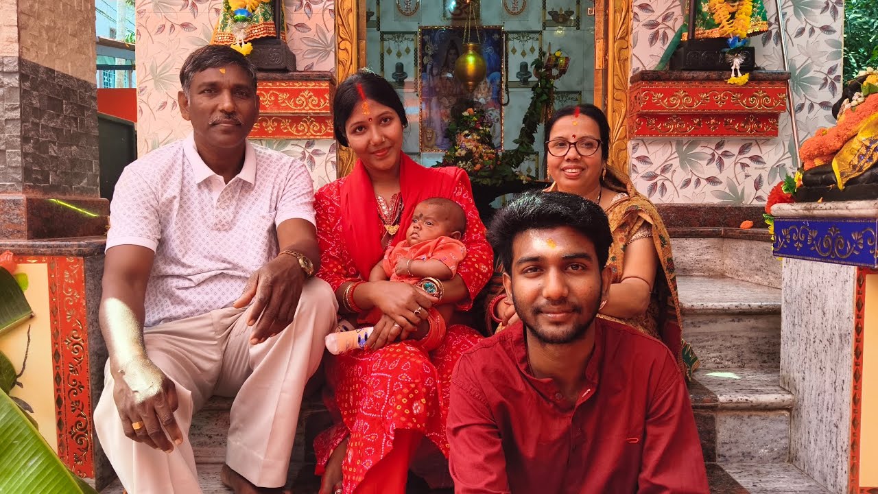 ପୁରା ପରିବାର ସହ ମନ୍ଦିର ଗଲୁ 