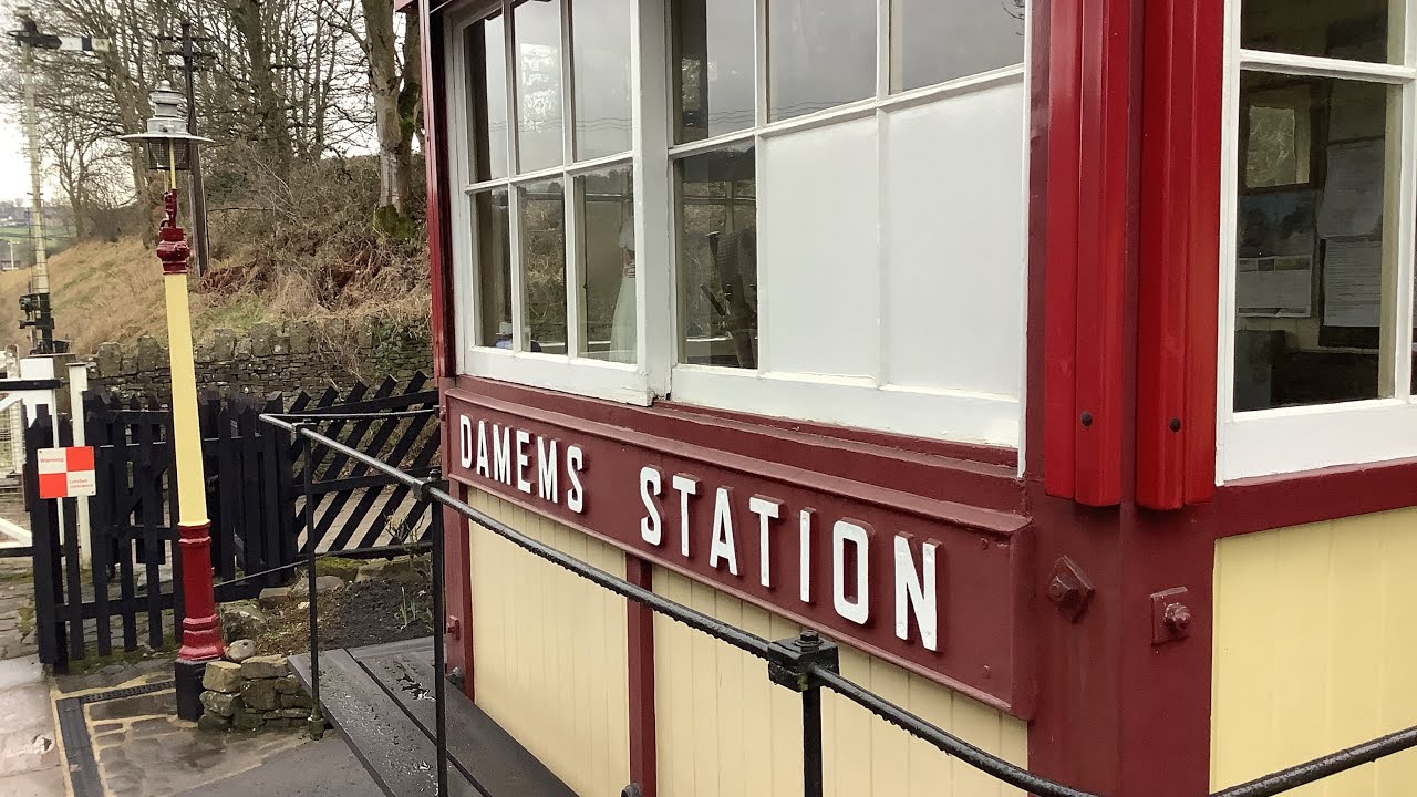 Damems station cabin and crossing
