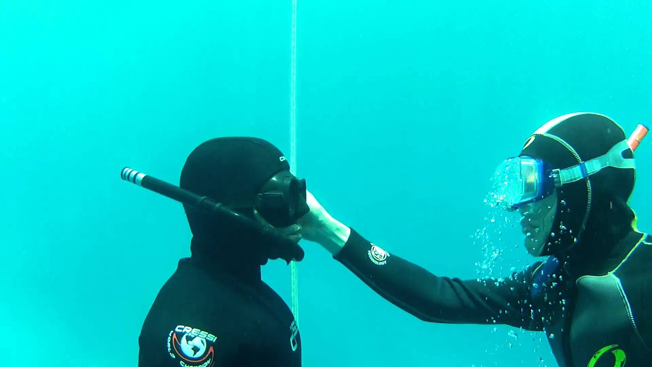 Duck dive and constant weight freedive