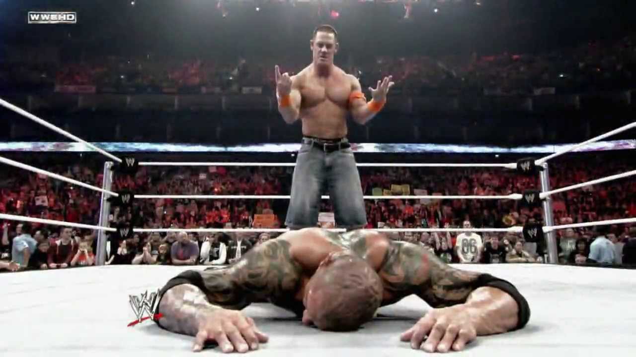 Extreme Rules 2009: Джон Сина сражается с Батистой в матче «Последний выживший»