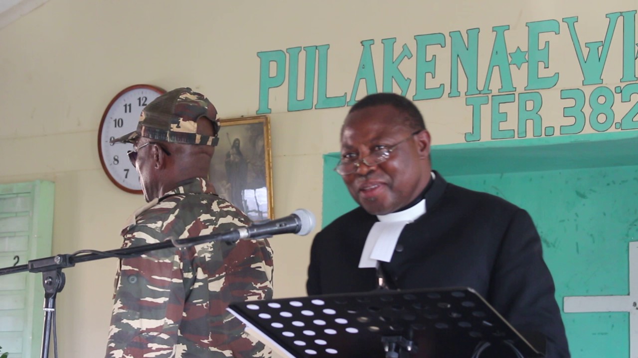 Rev. Dr. Tshapaka Tshakapolo presenting the Eulogy of Rev Kapaanda