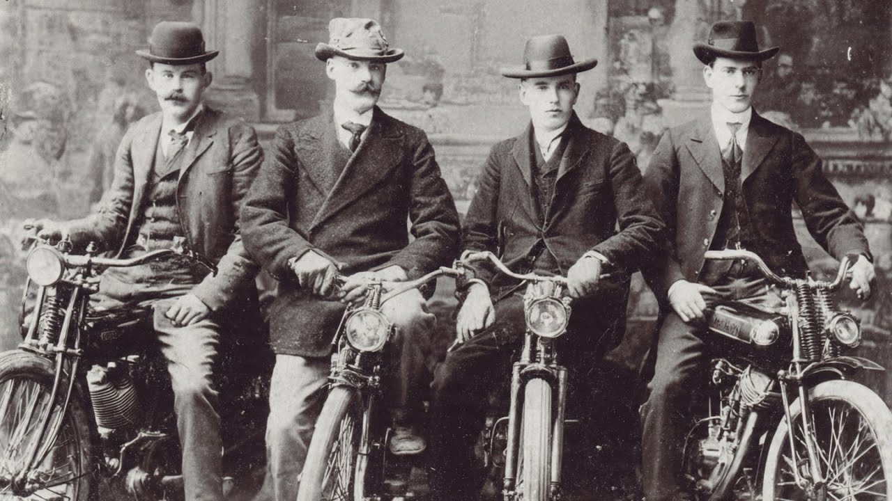 FUNDADORES. Walter Davidson y William A  Davidson