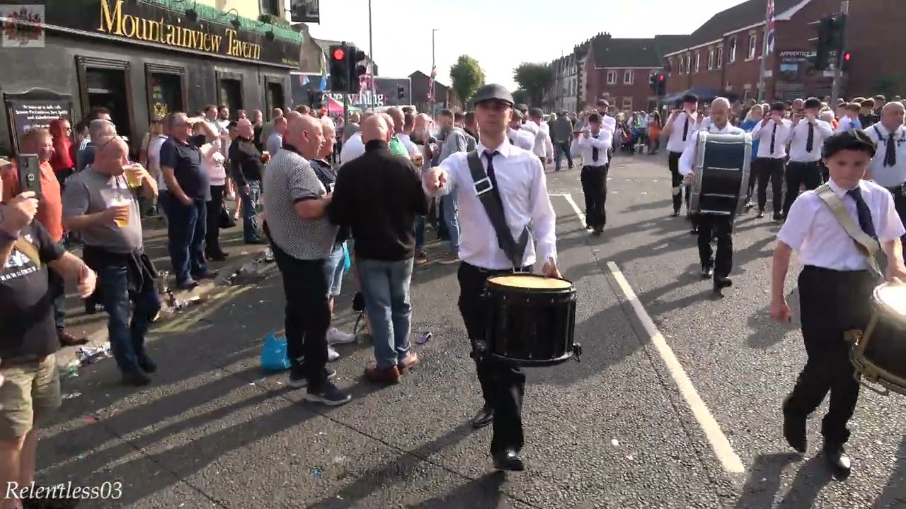 Markethill Volunteers (No.11) @ Brian Robinson Mem. Parade ~ 02/09/23 (4K)