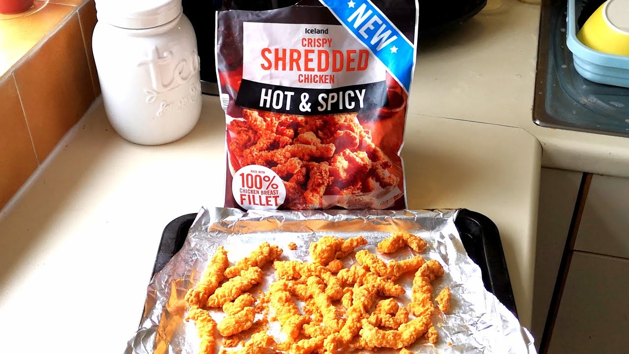 Crispy Shredded Chicken Hot & Spicy | New | Iceland | Food Review