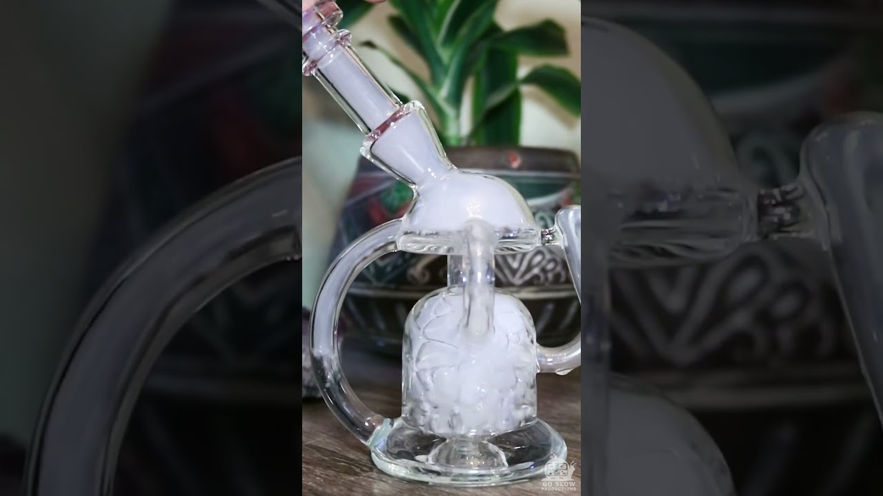 The new Jar Blaster from @YoDabbaDabba #glass #jar #perfect #macro