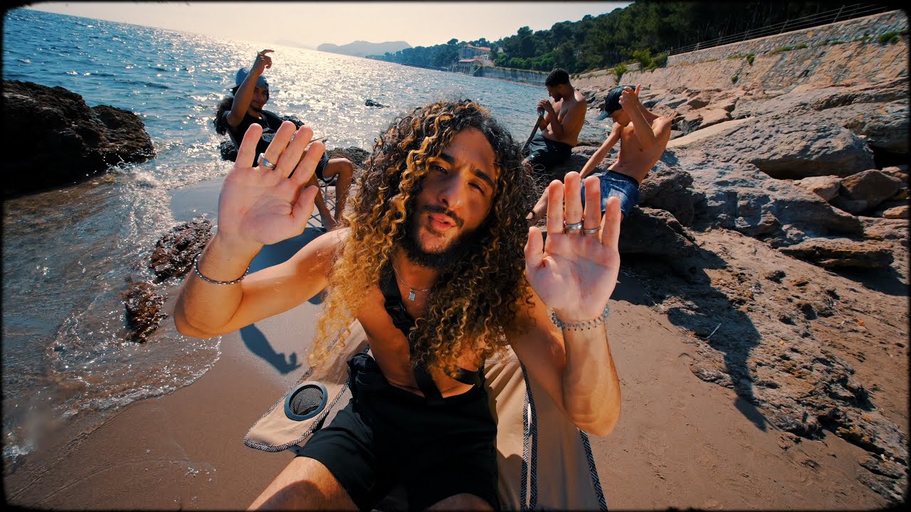 Nakry - De quoi je me mêle ? (Clip Officiel)