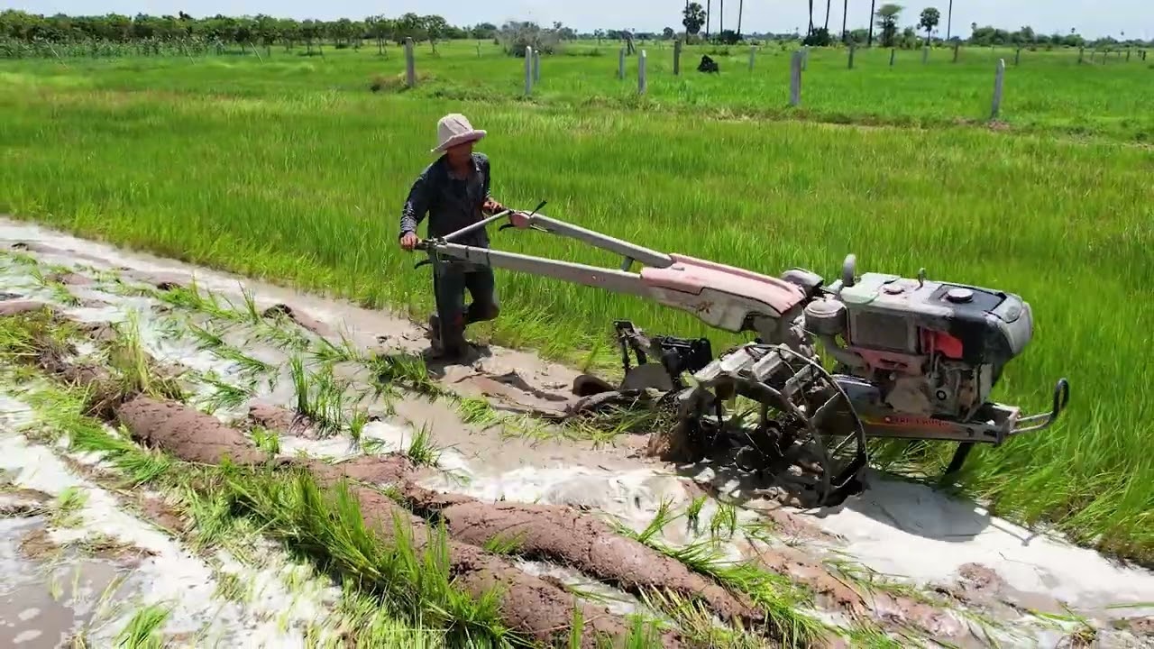 kubota ZT 155 plow the sand fields ,คูโบต้า ZT180