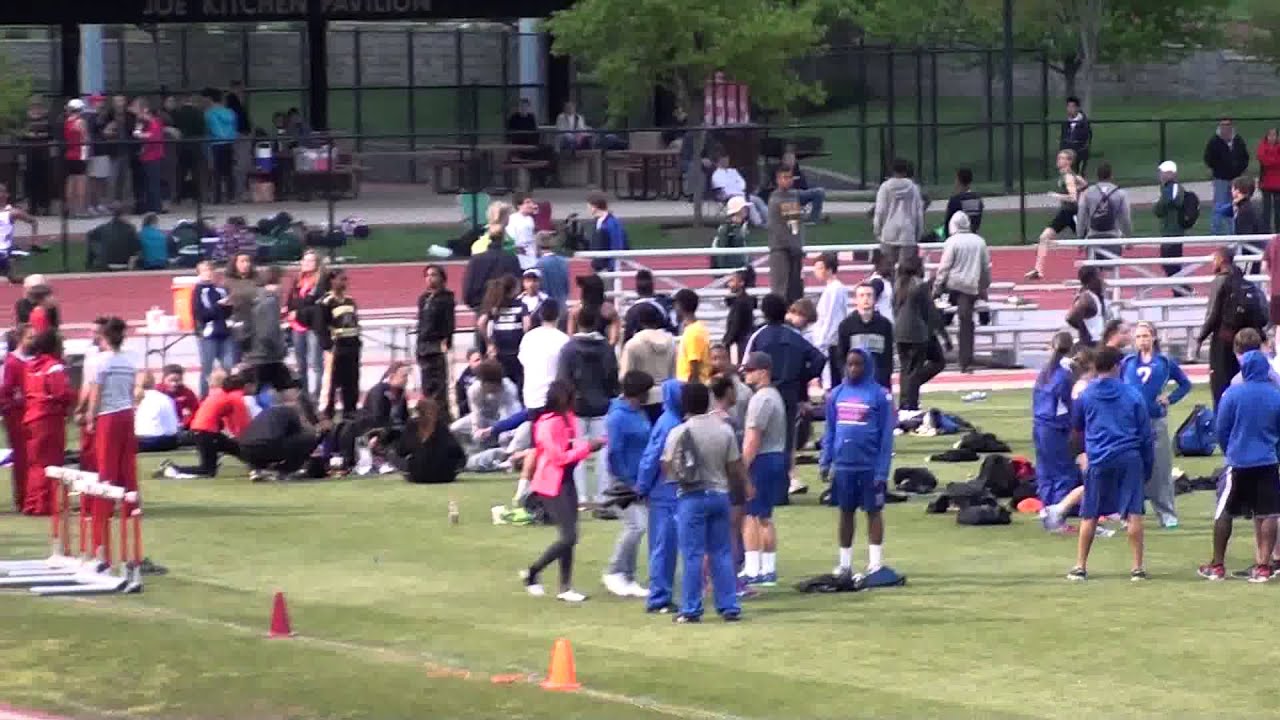 2013 MHS Track - Louisville Eastern Relays - Boys 1600m SMR (200m+200m+400m+800m)