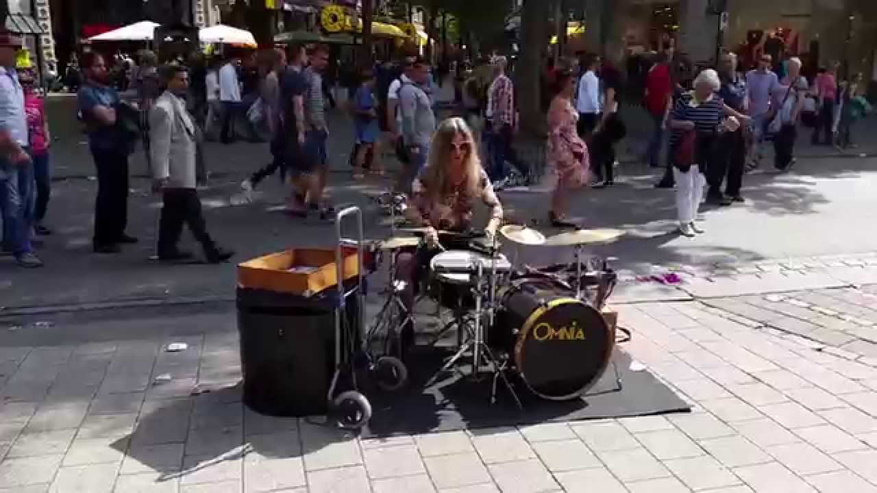 Unglaubliche Drummerin!