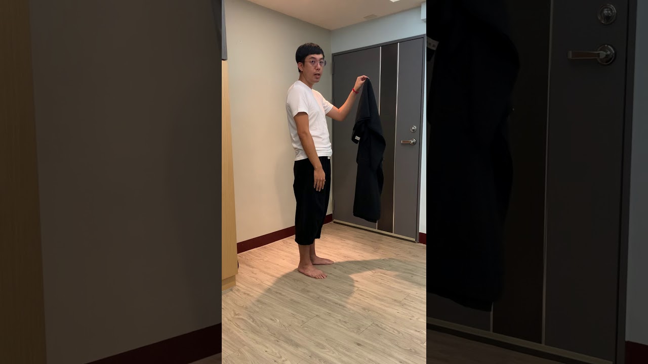 崇孝師兄教「如何穿海青、如何脱海青、如何折海青」