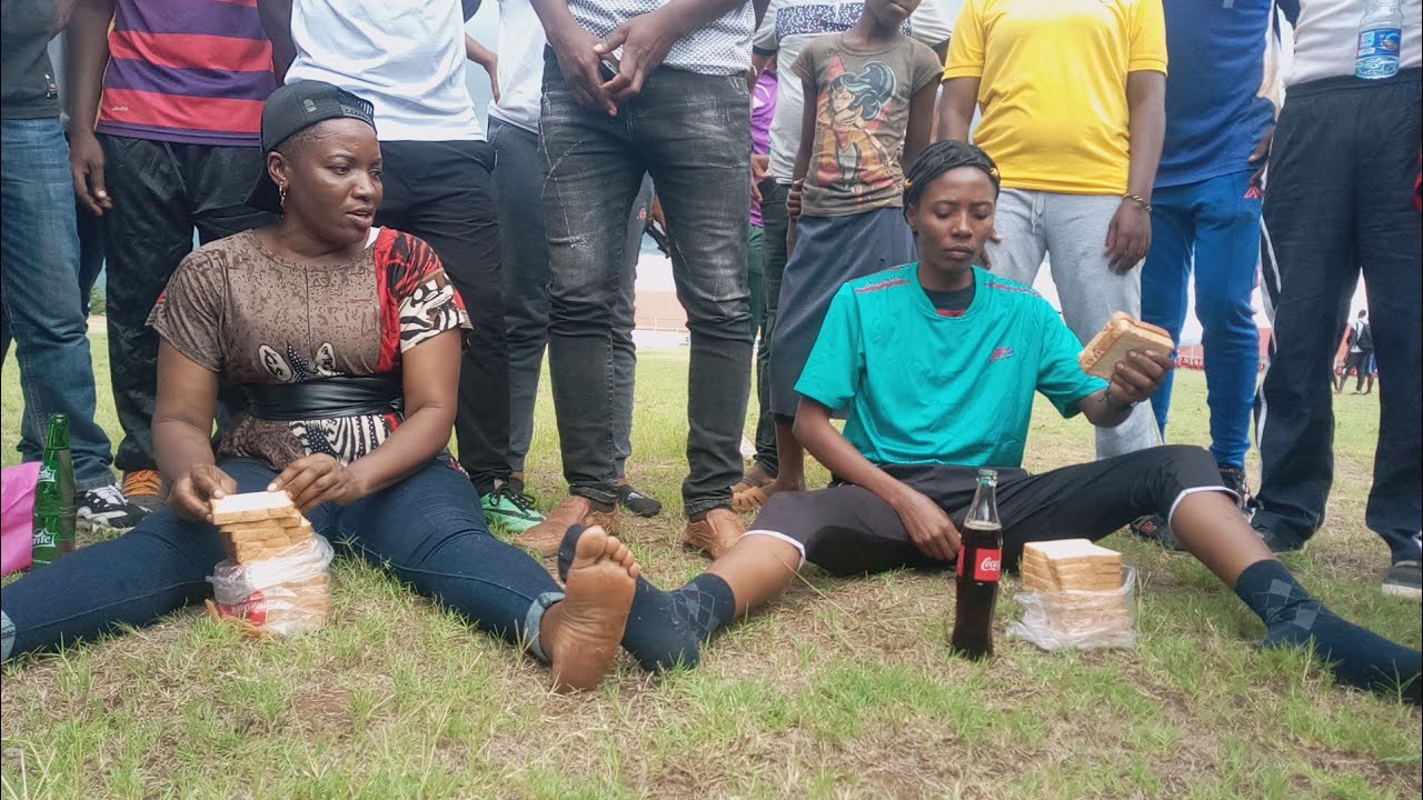 EPIC WOMEN FEEDING & DRINKING BATTLE.  MASHINDANO YA KULA MKATE KWA SODA