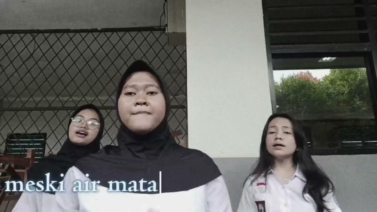 Musikalisasi Puisi yang berjudul Perahu Harapan dengan lagu Runtuh - Feby Putri