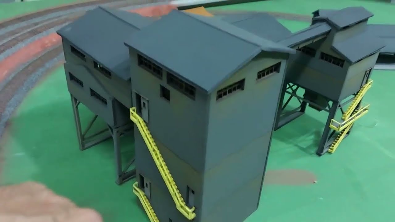 #ferromodelismo : Unboxing miniaturas de Construções Dio Stúdios e Locomotiva Frateschi.