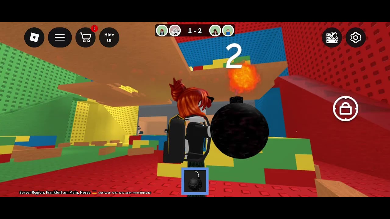 Trolling players as a girl in Roblox  (I'm a man)