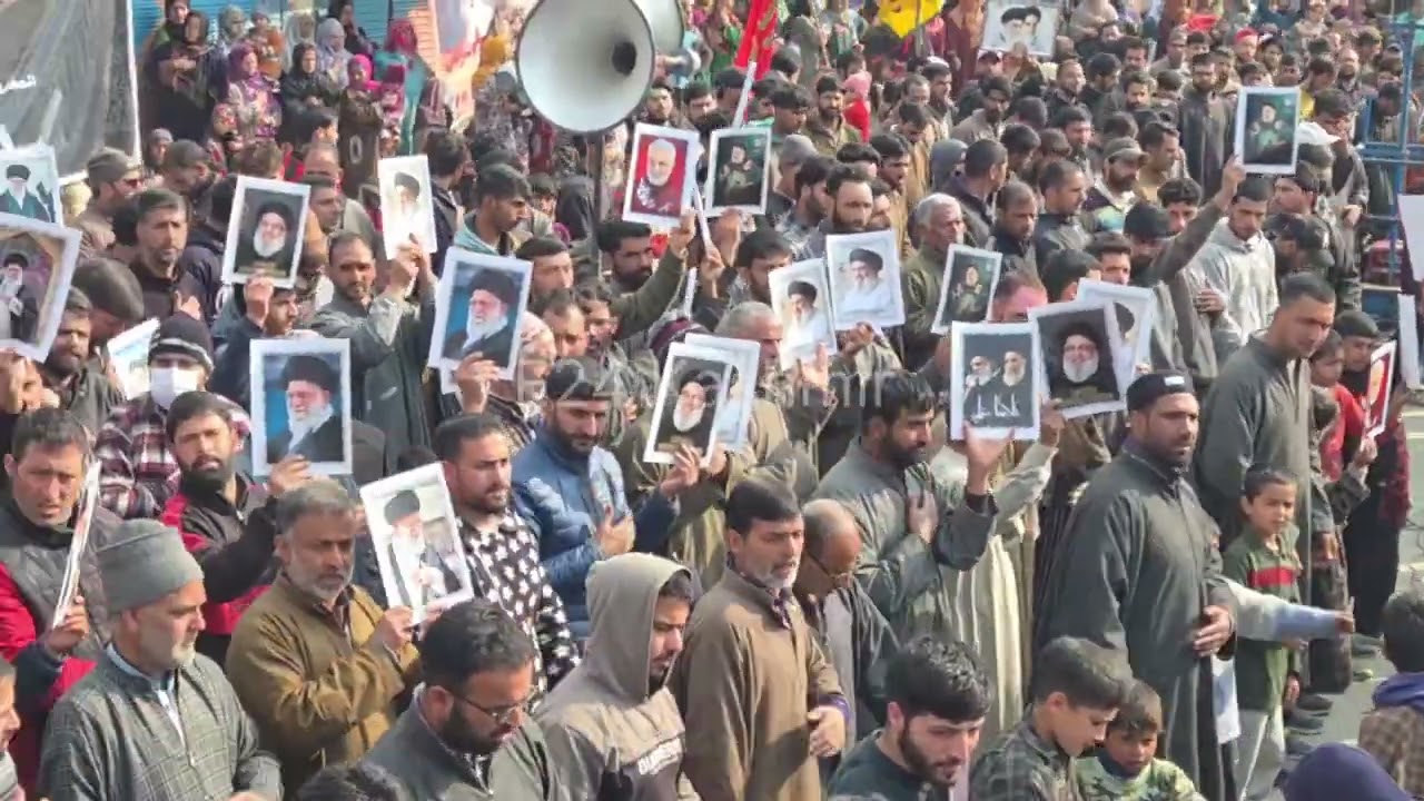 Faith and determination | Condemn Tyranny and Support the Oppressed | Peaceful Protest 