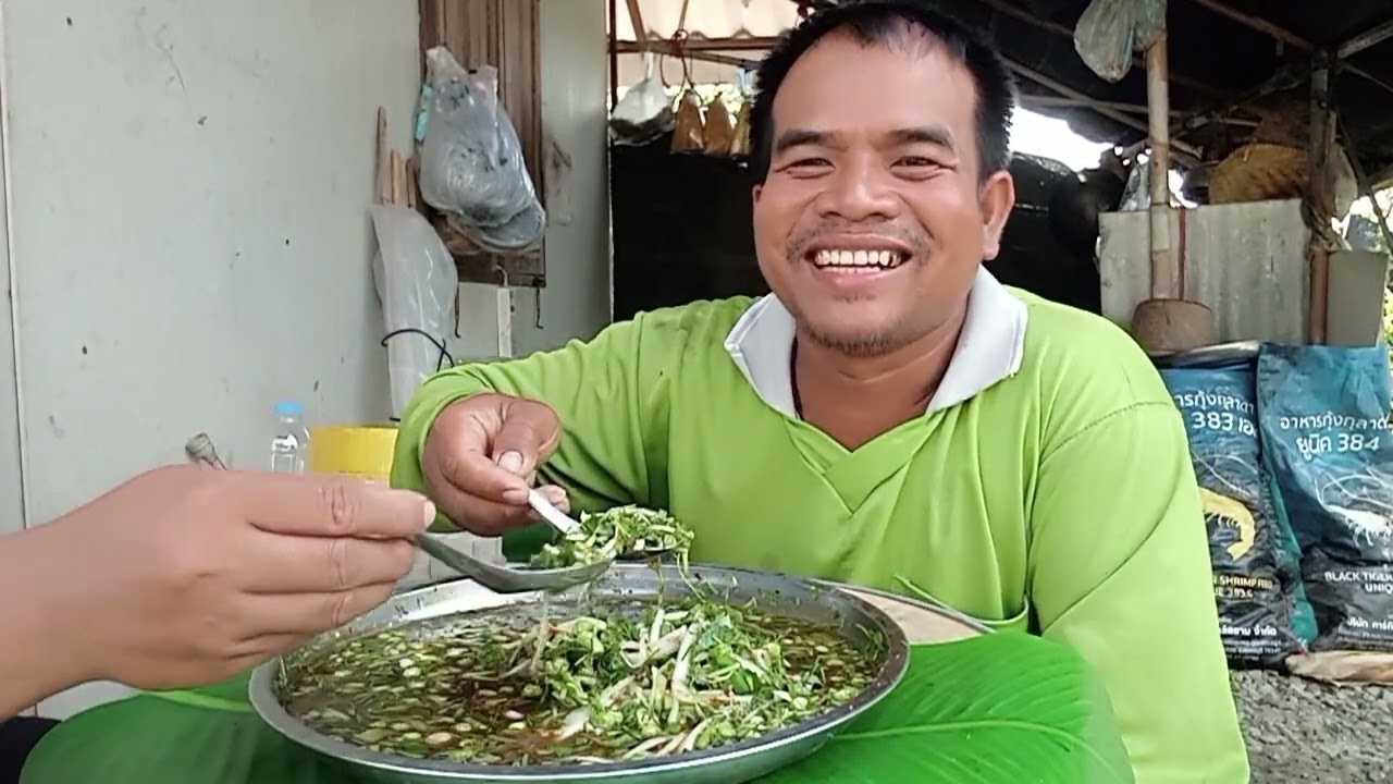 มาเด้อพี่น้องมากินชัวร์ขี้เหล้า แซ่บๆนำบ่าว พร