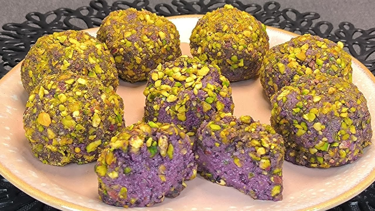 Trufas Saludables de Ar&aacute;ndanos y Pistachos: 4 Ingredientes, Sin Az&uacute;car y Sin Horno