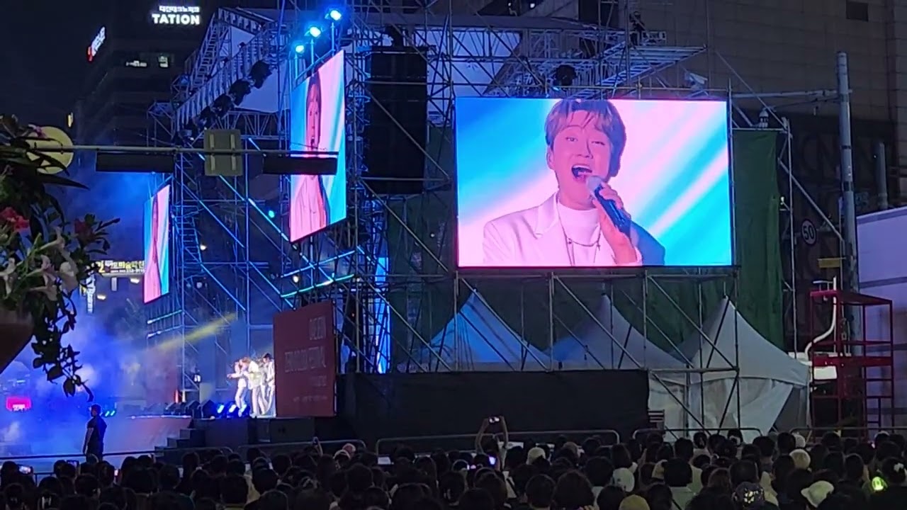 포레스텔라 공연 / 15일, 대전 0시 축제
