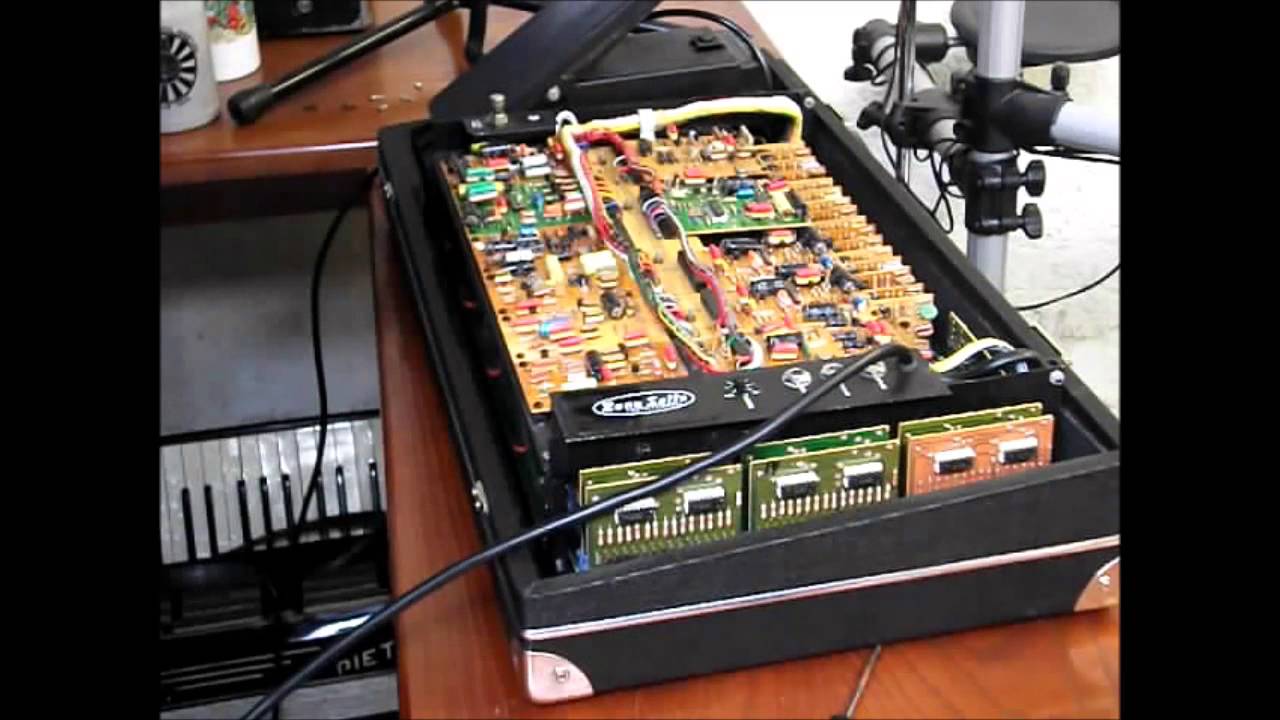 ELECTRONIC ACCORDION REPAIR part 1 accordioncafe