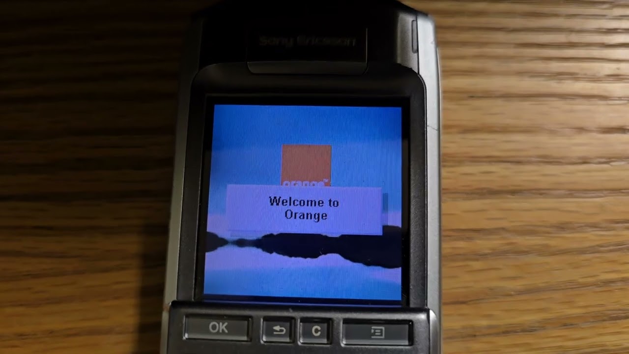 Sony Ericsson P910i (Orange) Startup/Shutdown (Closed/Open)