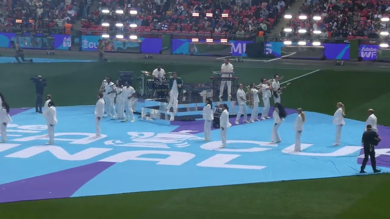 18/05/2025 - Olly Murs performs at the 2025 Women's FA Cup Final at Wembley Stadium (1080p HD)