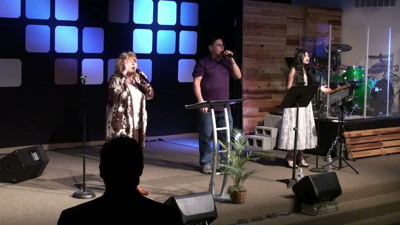 Hosanna - Praise Is Rising - Cross Hill Church