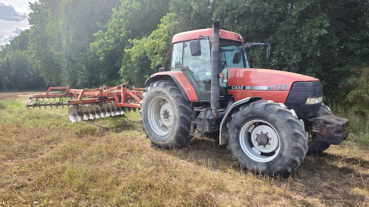 Ciężkie talerzowanie po łubinach | CASE MX135&KUHN 5M|