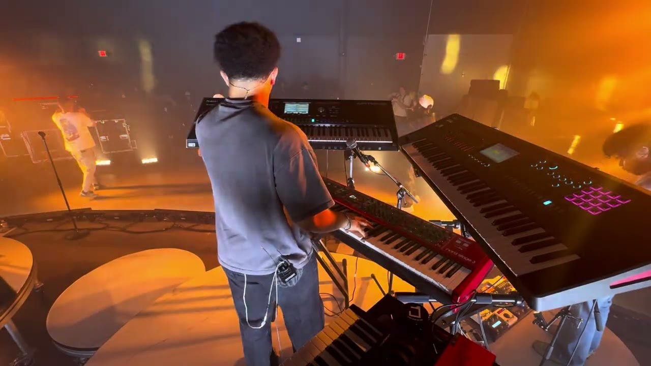 Tauren Wells Production Rehearsal - Keys POV
