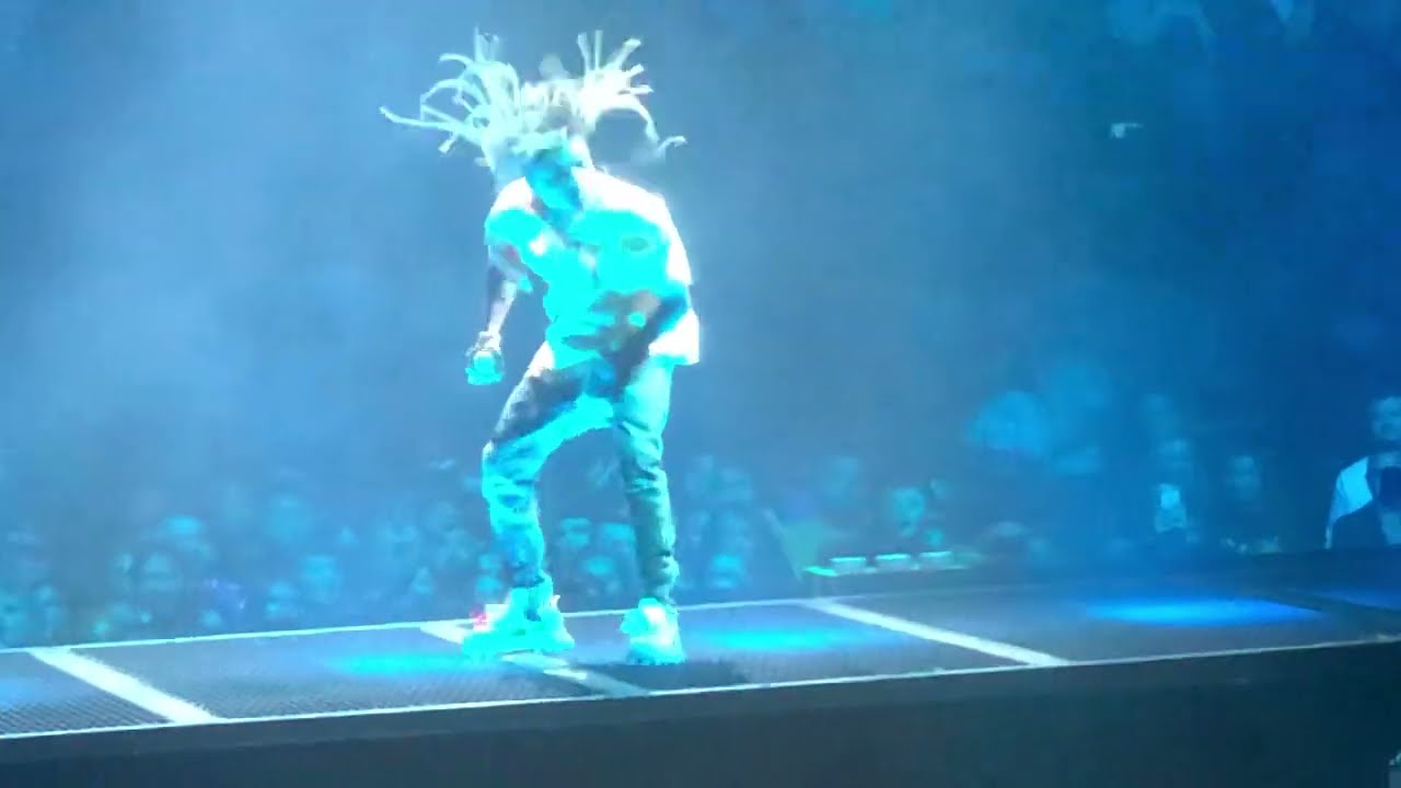 Post Malone Runaway Tour - Someone Said, Hopeless Romantic, Sativa and Dreamcatcher by Swae Lee