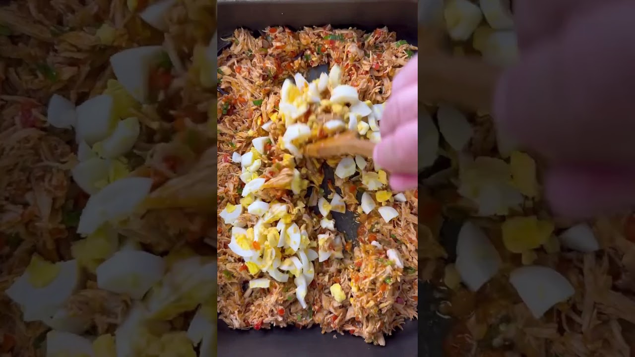 EMPANADAS DE POLLO&hellip; SUCULENTAS 👆 No se van a arrepentir! Esta receta f&aacute;cil es lo m&aacute;s! #PollosCalisa
