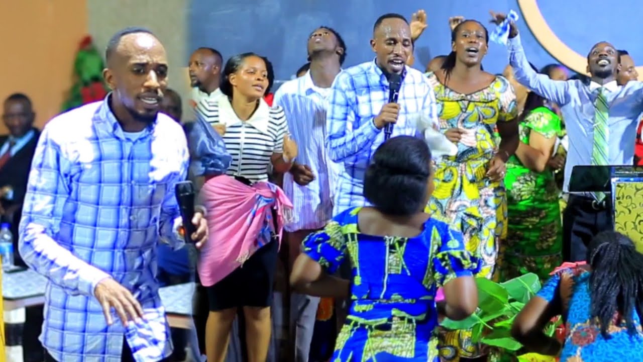 NZABAKIZA NA  GAPAPA BAHURIYE MUGITARAMO NAIROBI IGISIRIMBA NABAYUMBE UMUKUNGA BY PATRICK &BYINSHI