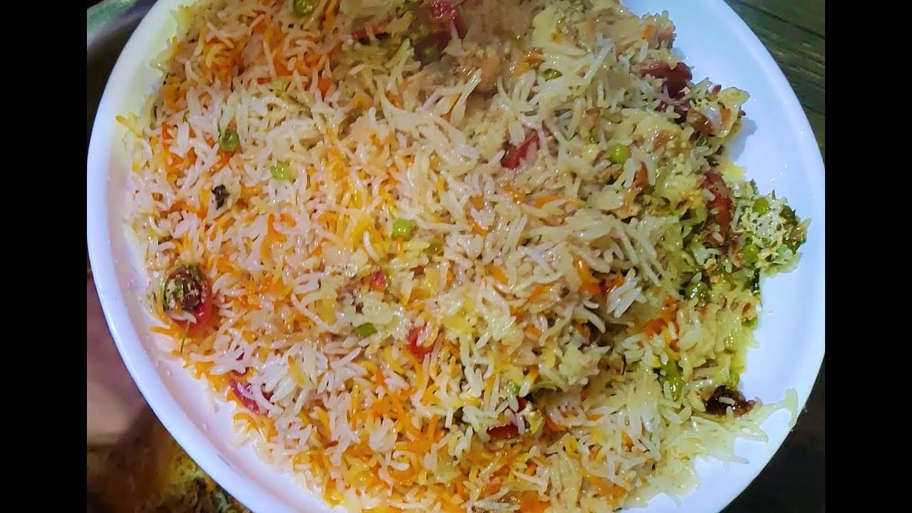 VEG BIRYANI BAWARCHI SE SIKHIYE