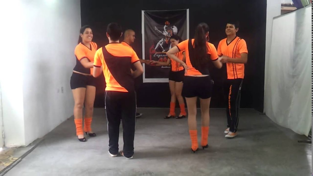 Figura de Casino Exhibela Hasta Afuera