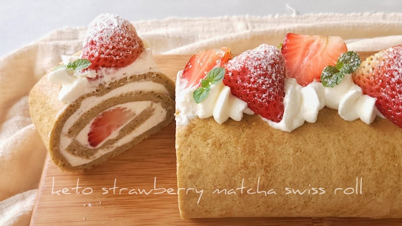 Keto Strawberry Matcha Swiss Roll | 生酮蛋糕卷 (US and Metric Measurement)