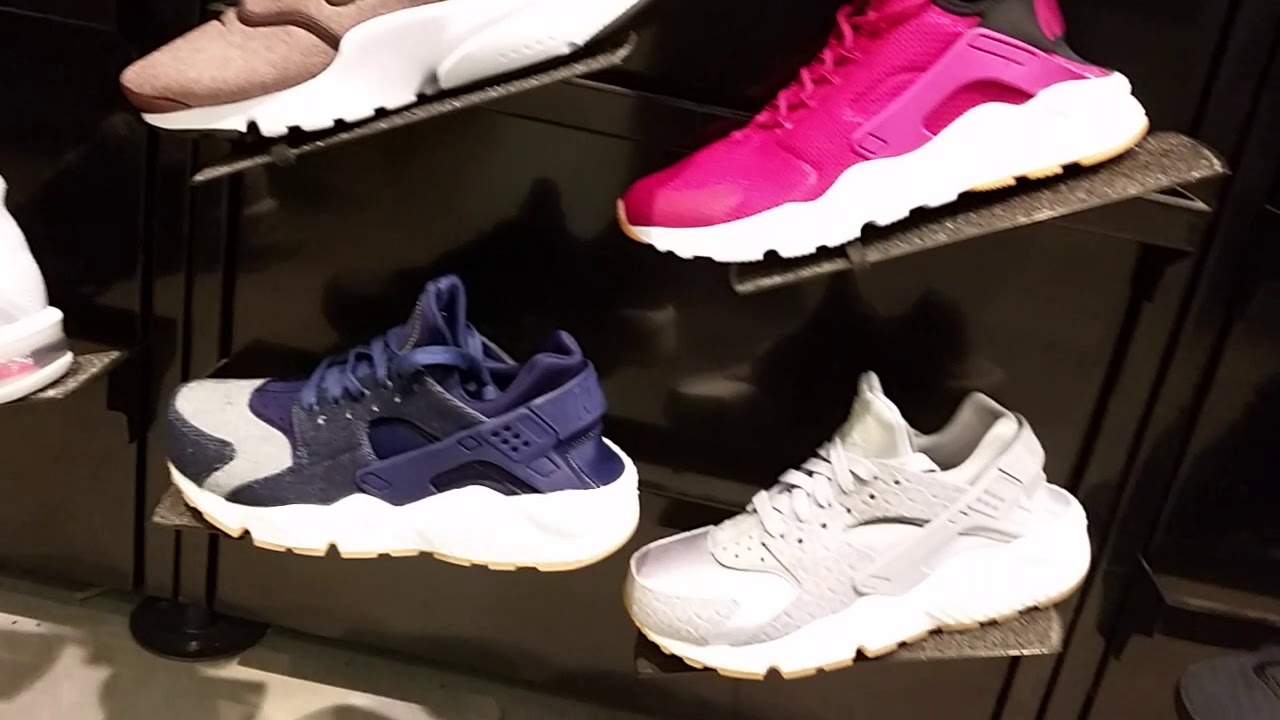 Foot Locker Air Max