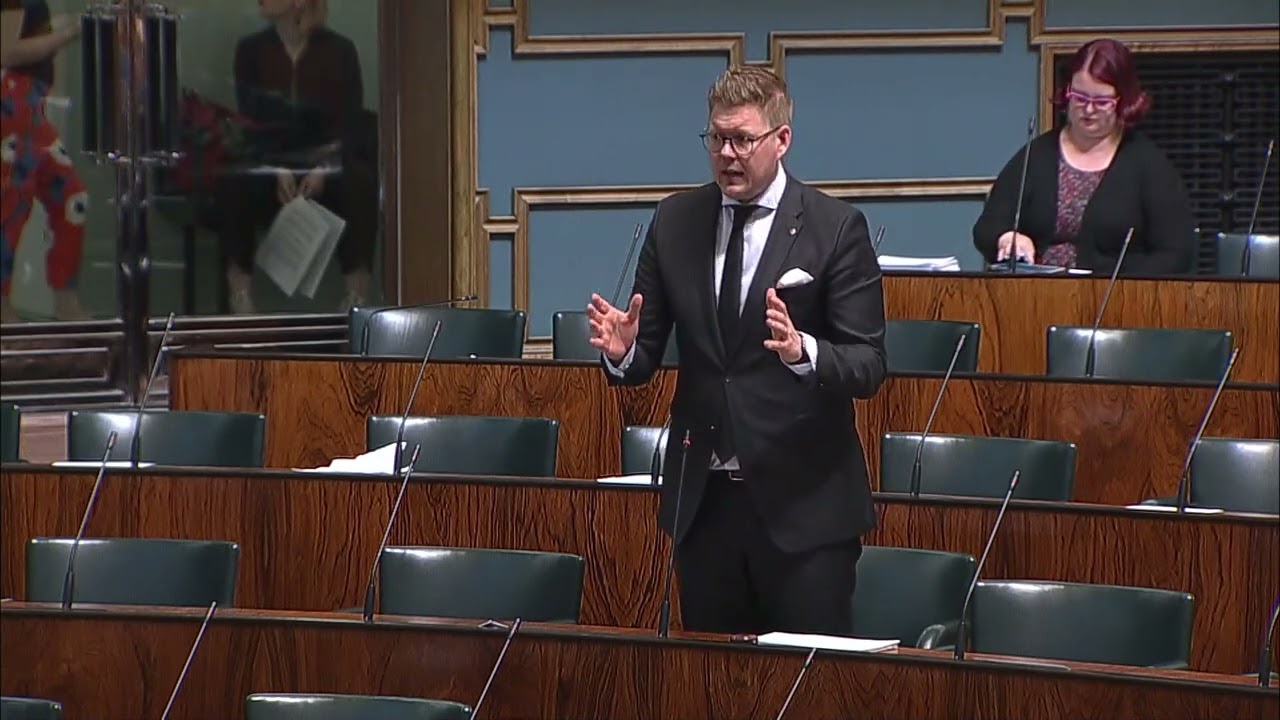 Antti Lindtman sosiaalidemokraatit : tasapainoinen kokonaisuus