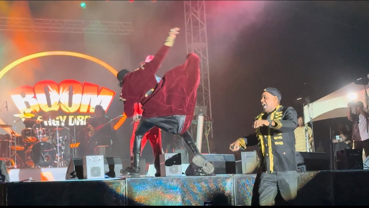 General B Drop off STING Stage N nearly Bruk Up, Major Mackerel & Metro Shocked, Live Performance