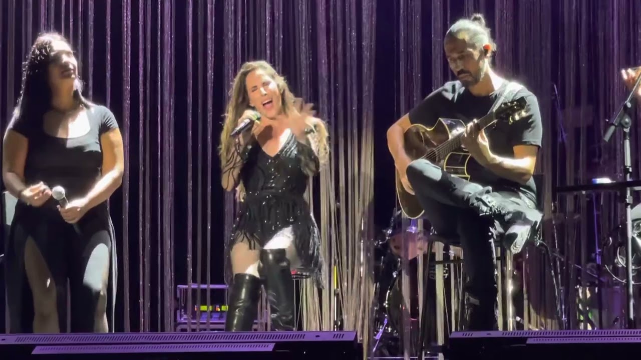 Devuélveme la vida - Malú (Alicante) 19.08.22