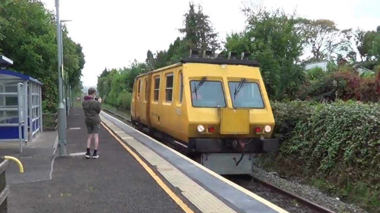 I.É. EM50 T.R.V. visits Northern Ireland (Day 2 - Belfast to Larne & Ballymena)