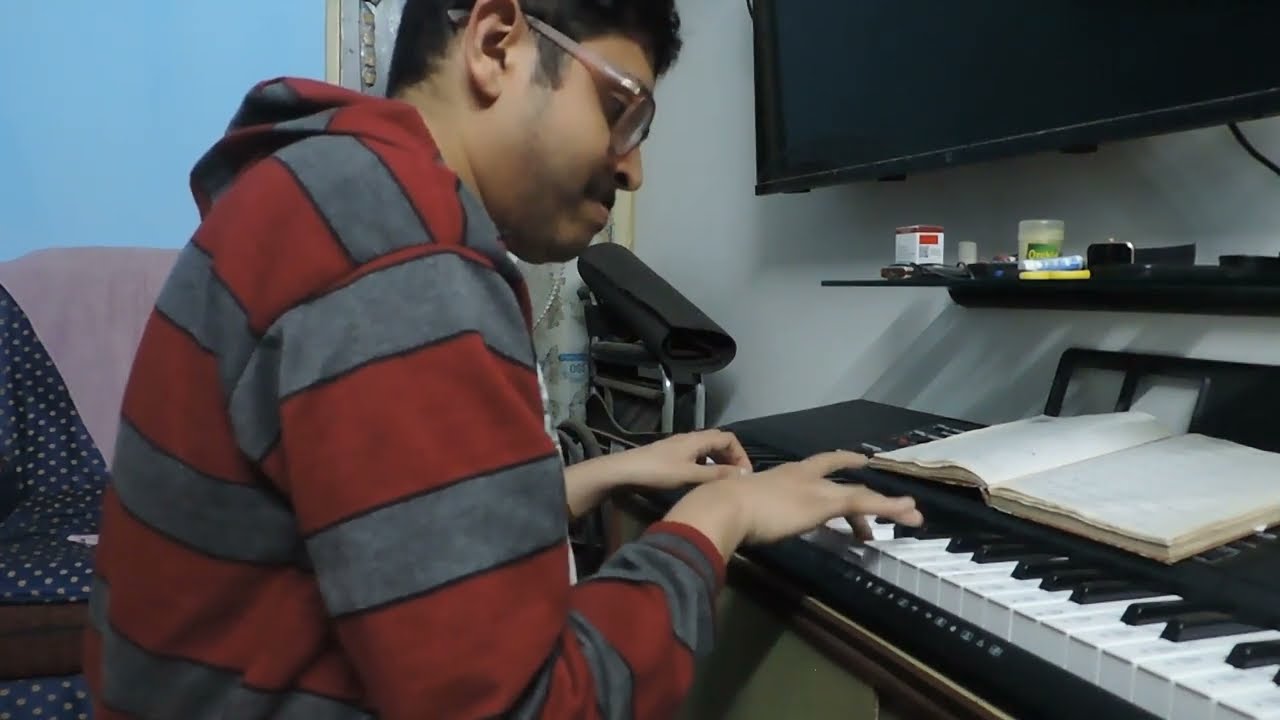 Baro Asha Kore Played By Amitesh