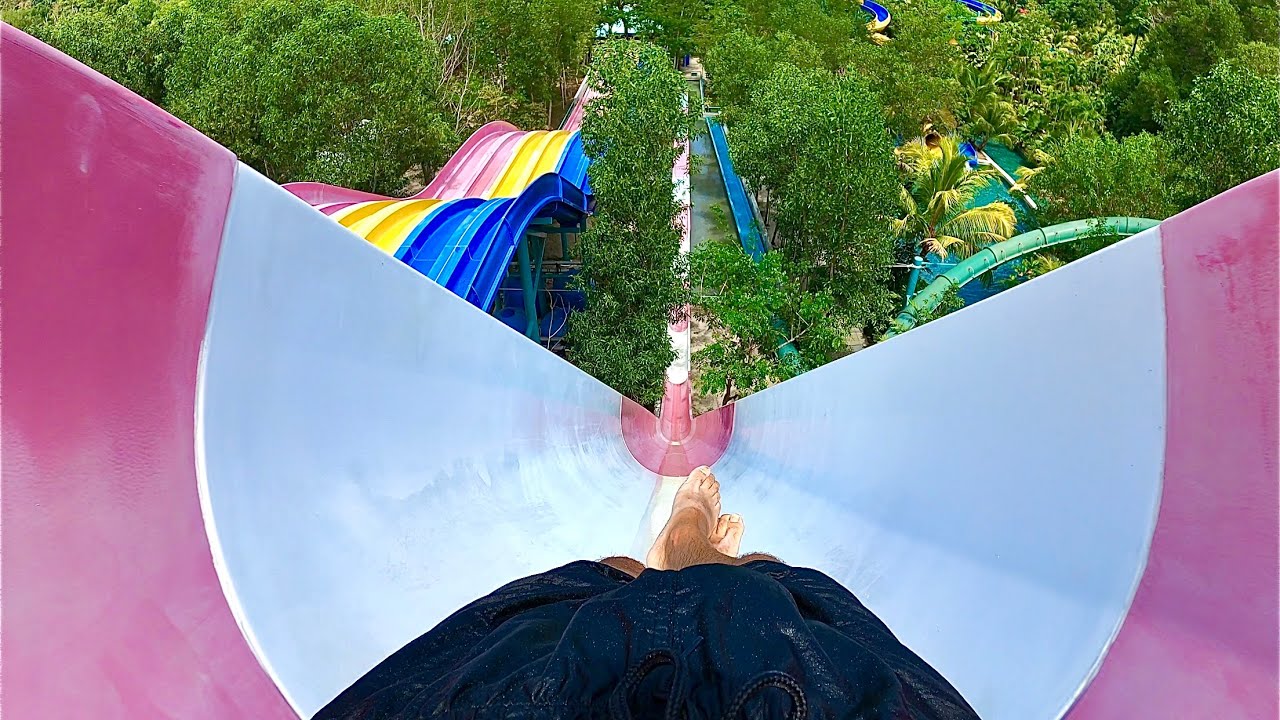 Freefall Waterslide at Escape Theme Park (Mega Drop Slide)
