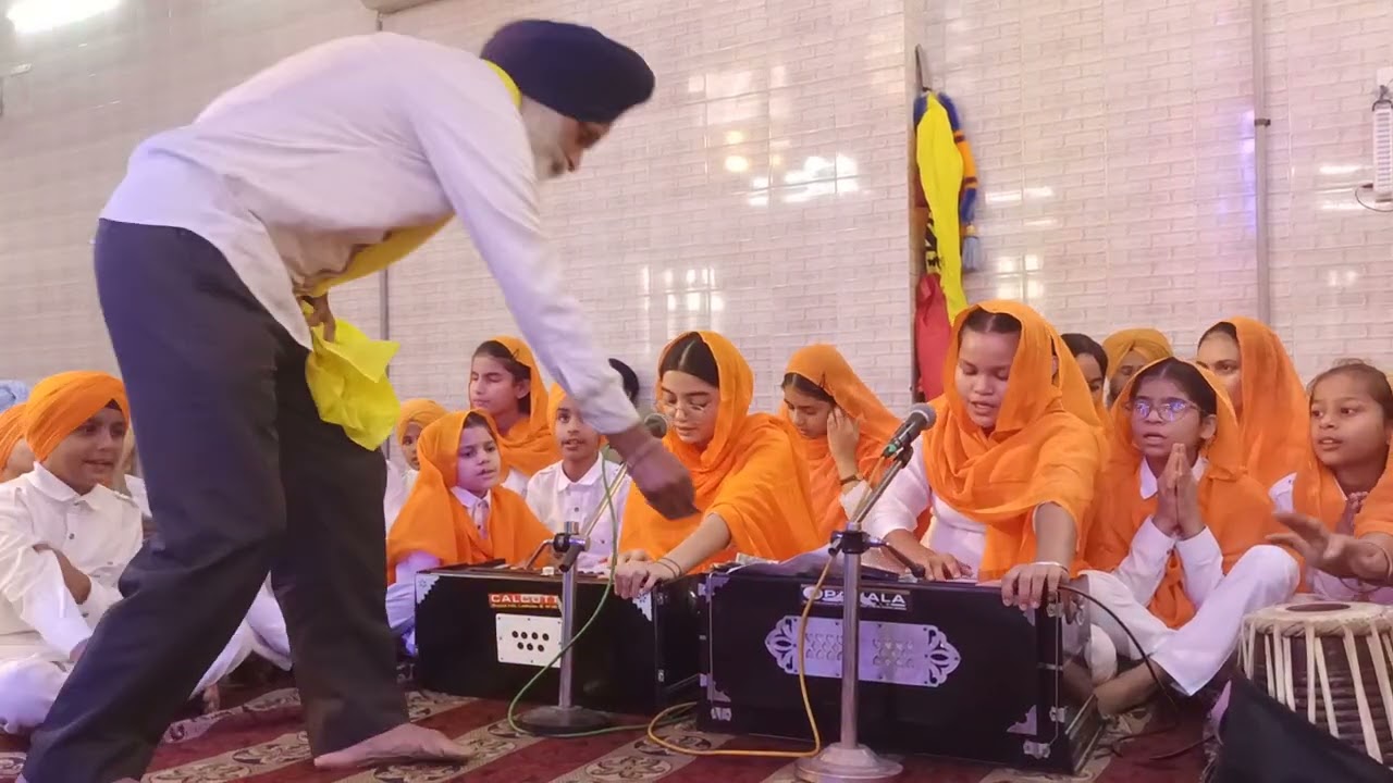 ਸੇਵਾ ਬਿਨਾਂ ਮਾਣ ਨਹੀਂ, ਸਿਮਰਨ ਬਿਨਾਂ ਸ਼ਾਂਤੀ ਨਹੀਂ#shortvideo#sewa#viralvideo#hashtag#instagram#youtuber