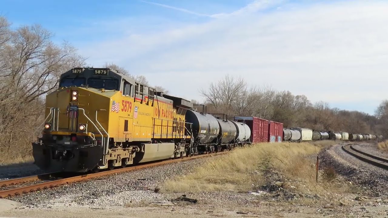 Union Pacific MPECL Near Peoria, IL - Mar. 13, 2026