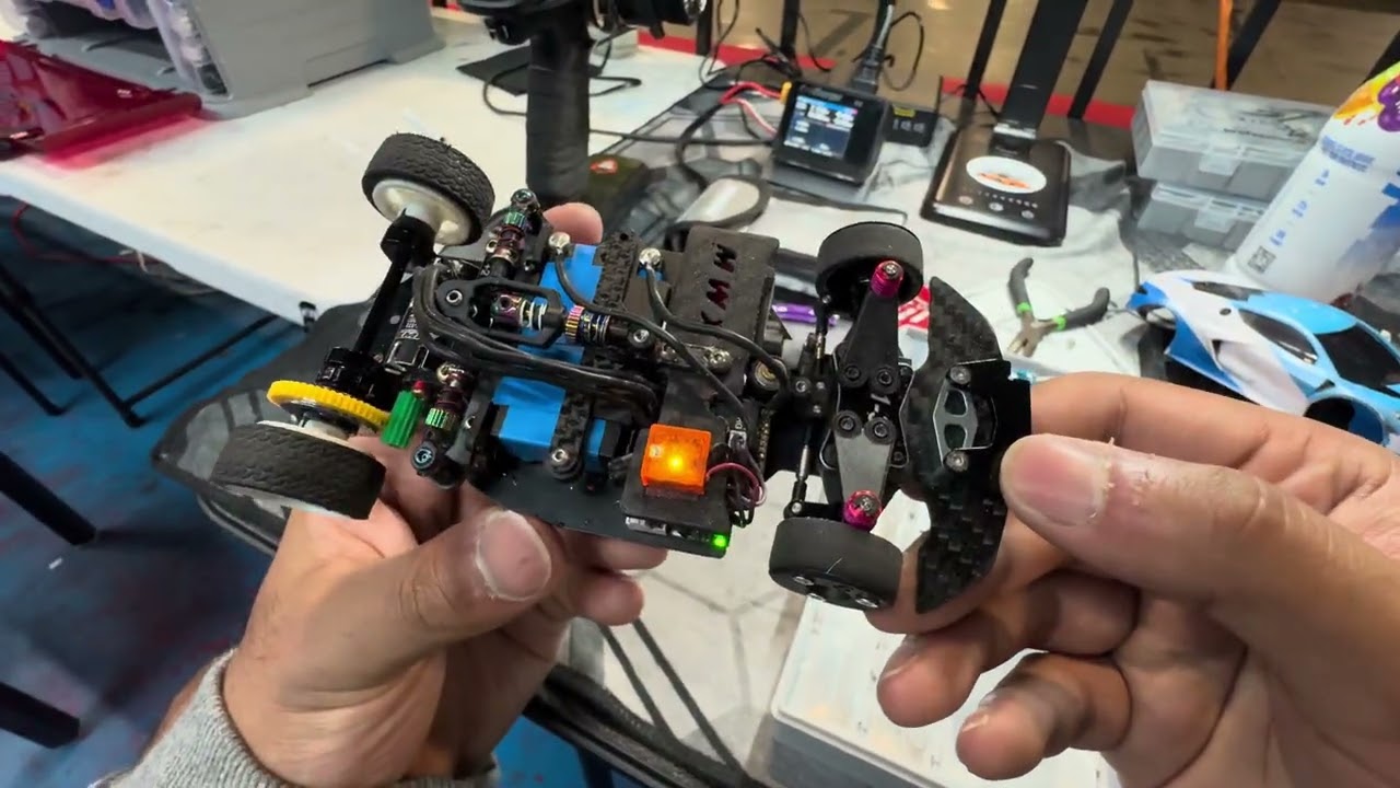 Краткий обзор настройки MWX R.1 2500 Lipo POV Тренировочная сессия - JaxGo Mini Z Track
