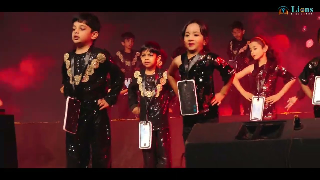 MOBILE ADDICTION THEME DANCE (The Aurelia 2025)