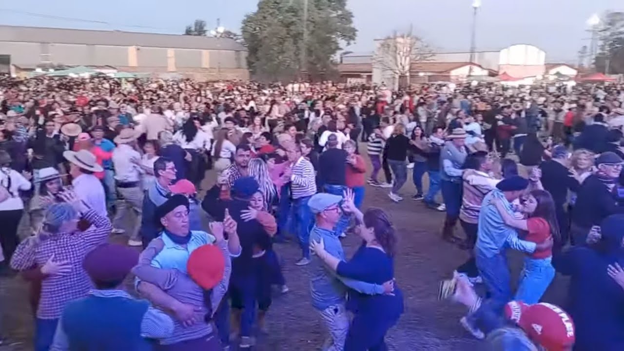 BAILE DE CAMPO - GARABATO (Santa Fe)