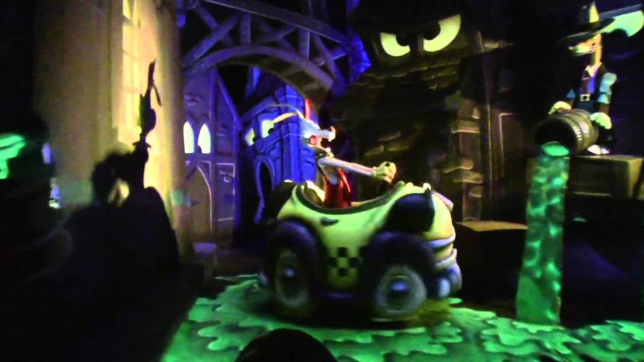 Roger Rabbit's Car Toon Spin in HD - Mickey's Toontown in Disneyland