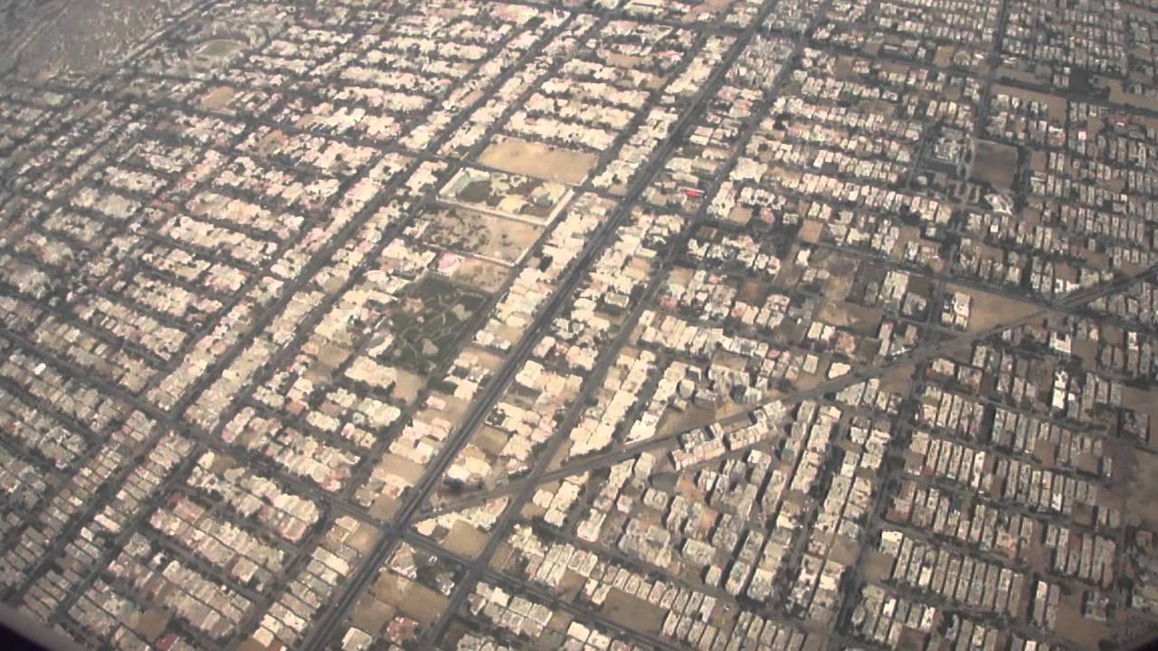 PIA 777 making a U-turn over Karachi to approach Runway 07R, with Amazing Aerial views HD