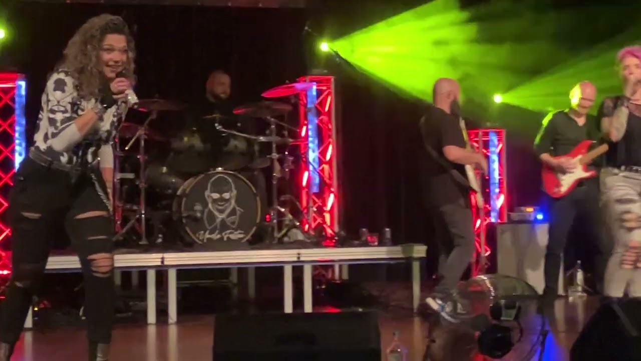 Bombardon 2025 - Coverband Uncle Fester - Maniac