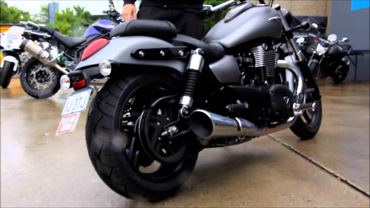 Triumph Thunderbird Storm